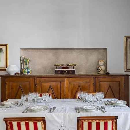 Borgo Prima Luce Ξενοδοχείο *