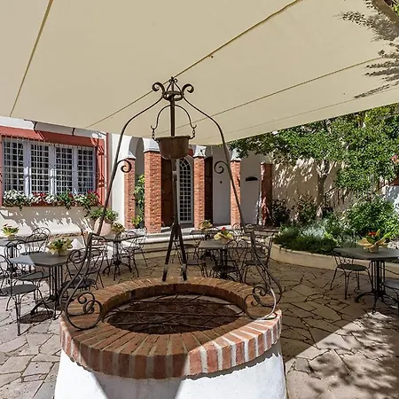 Borgo Prima Luce Hotel *